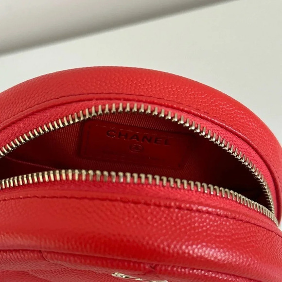Chanel Round Clutch Mini Bag Chain Quilted Red Caviar Silver Hardware 26 series - Picture 8 of 13